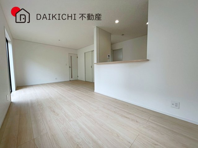 【居間・リビング】 | 吉見町東野第22　新築戸建　全2棟　2号棟