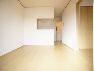 【居間・リビング】 | クレリア | 会話をしながらお料理できる対面キッチンです♪