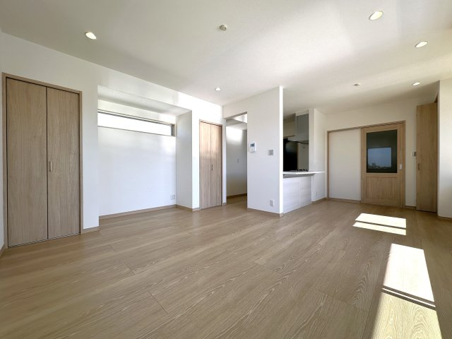 神戸市垂水区西舞子９丁目新築戸建の居間・リビング