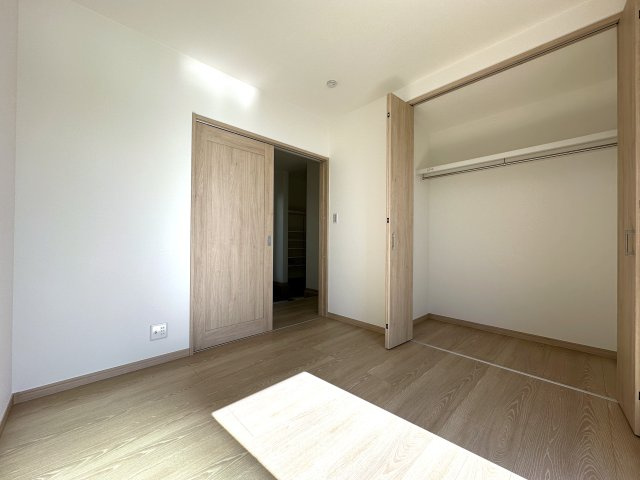 神戸市垂水区西舞子９丁目新築戸建の洋室