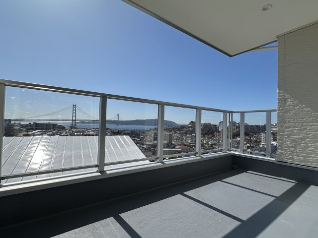 神戸市垂水区西舞子９丁目新築戸建のバルコニー