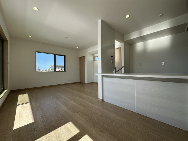 神戸市垂水区西舞子９丁目新築戸建の居間・リビング