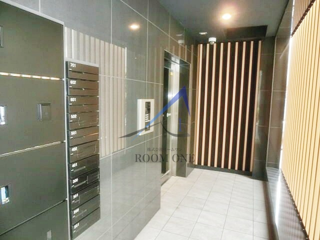 日本橋ROOTSのエントランス|エントランスです。