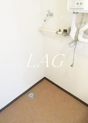 【設備】 | ジュネス・タナカ | 室内洗濯機置場になります。