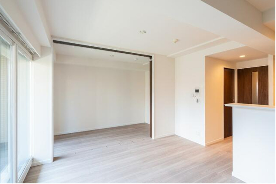 武蔵野市吉祥寺本町４丁目の賃貸マンションの居間・リビング