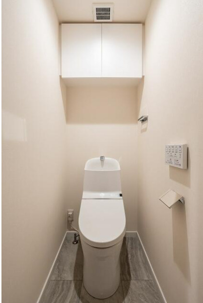 武蔵野市吉祥寺本町４丁目の賃貸マンションのトイレ