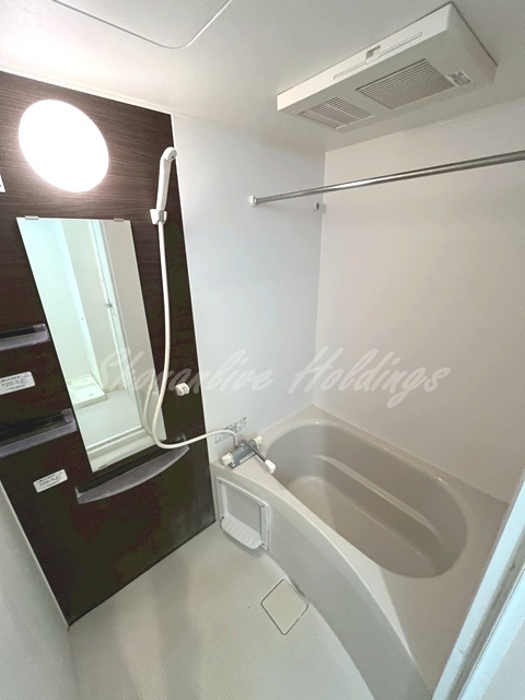 リブリ・上大岡西の浴室