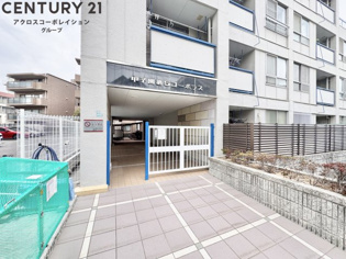 甲子園第五コーポラスのエントランス