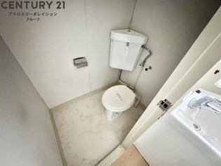 ゆったりとした空間のトイレです