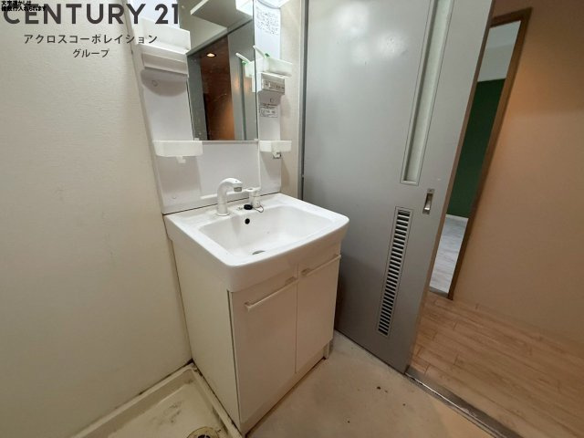 独立洗面化粧台付きでおすすめです！