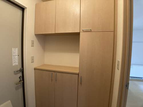 ヴィラーチェＫの玄関