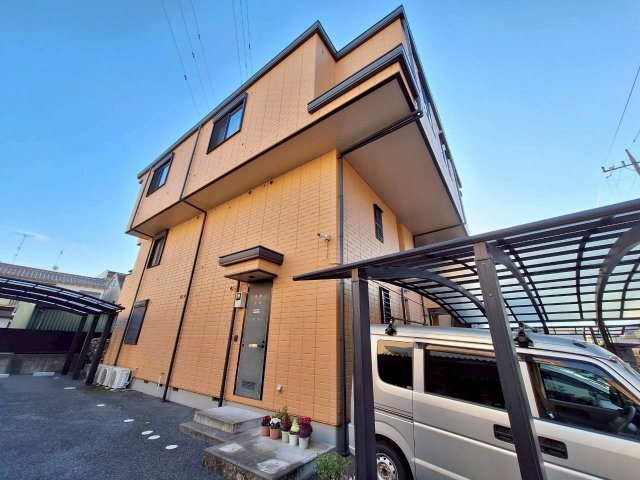 メゾンファミール