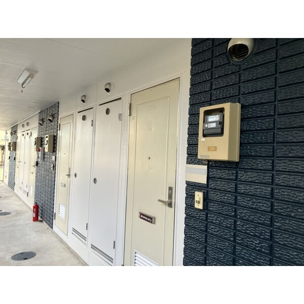 サニーハウス宇頭Aの玄関