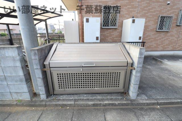 レジデンスおゆみ野B棟のその他|ゴミストッカー