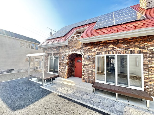 【中古戸建】桐生市相生町5丁目の外観|■外観｜ここから始まる「日常」はご家族にとってかけがえのない時間となります。少しでも豊かに、快適に。