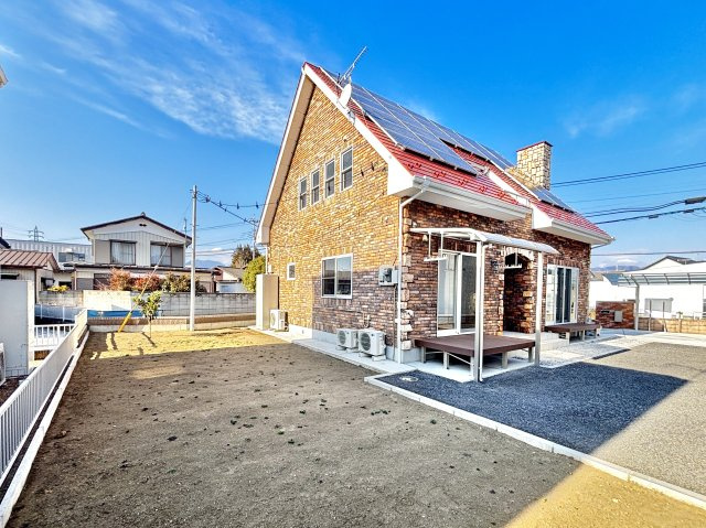 【中古戸建】桐生市相生町5丁目の外観|■外観｜土日のご見学はもちろん、平日・夜間のご案内も大歓迎です♪「今から見たい」や「仕事終わりに見たい」にもご対応できますのでお気軽にお問い合わせください♪