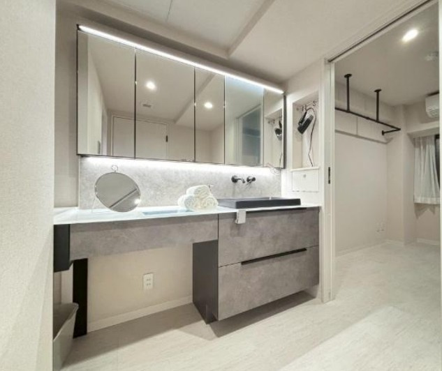 【独立洗面台】