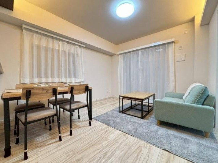 【居間・リビング】