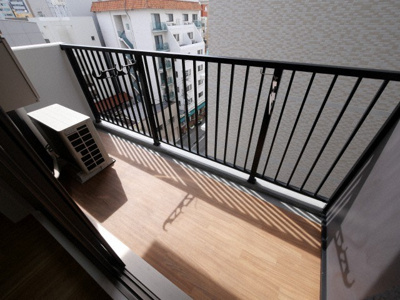 【バルコニー】 | リップル南森町 | 落ち着いた時間を過ごせるバルコニーです