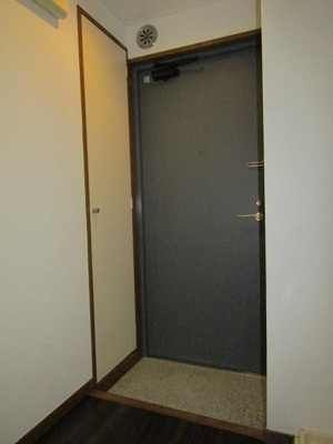 【玄関】 | ルーブル豪徳寺