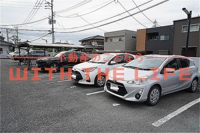 ディアコート【キャッシュバック対象物件】の駐車場|駐車場です