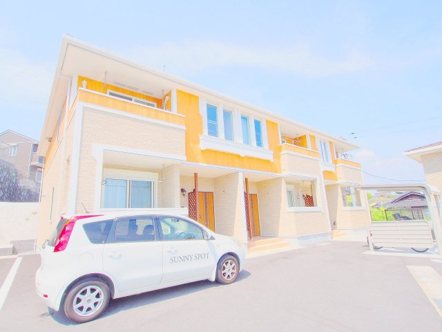 広島市安佐南区山本９丁目のアパートの外観