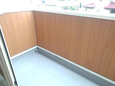 【バルコニー】 | フラン・シェーネ | 開放的で明るい空間を演出してくれるバルコニーです