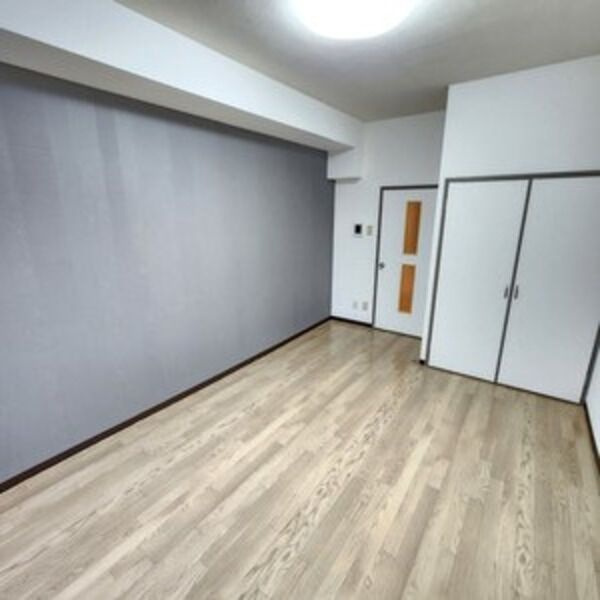 グレース河野の居間・リビング