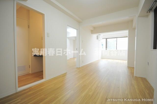 【居間・リビング】