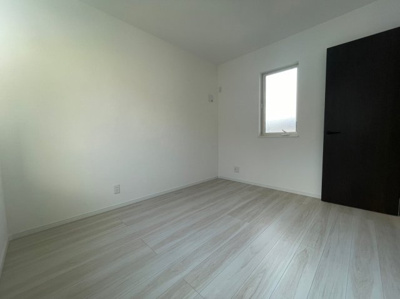 【洋室】 | 六方町戸建