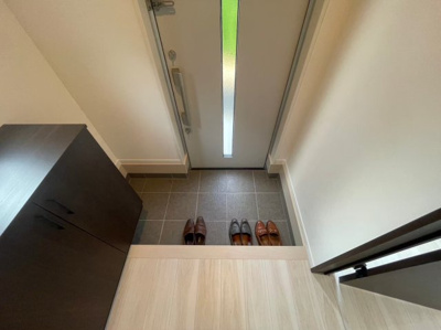 【玄関】 | 六方町戸建