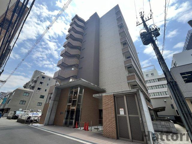 ルーエ江坂の外観