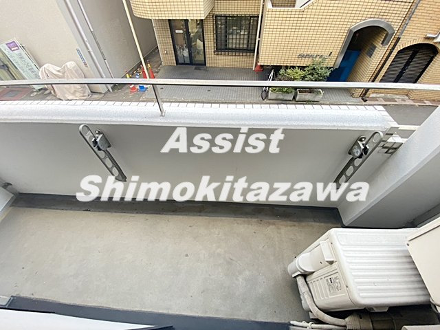 ベルヴュ代々木２のバルコニー