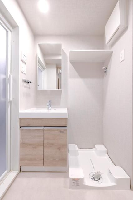 プレニーズ護国寺ＰＲＥＭＩＥＲの洗面所