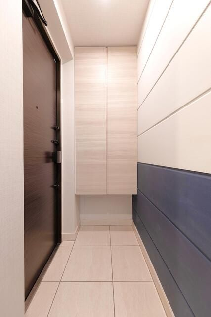 プレニーズ護国寺ＰＲＥＭＩＥＲの玄関