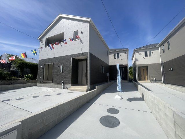 糸満市福地　第2（全4棟）1・2号棟の外観|※全棟駐車2台以上完備♪