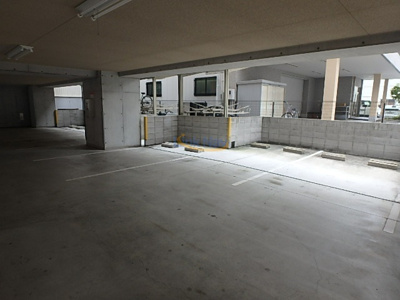 【駐車場】 | ルーエ江坂