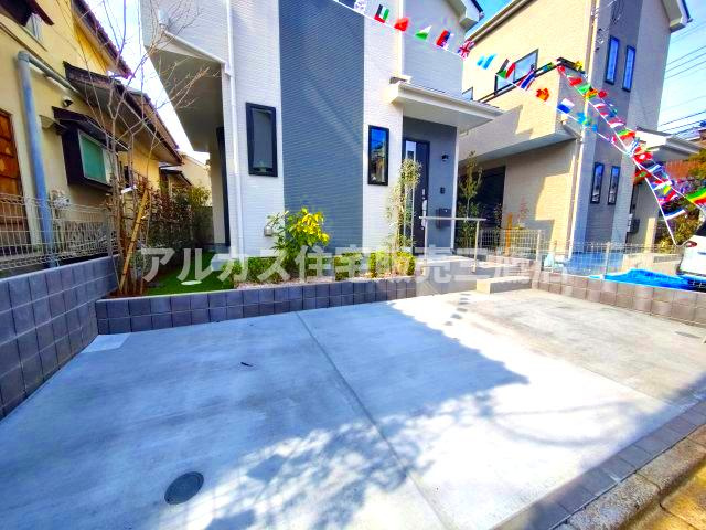 小金井市貫井南町4丁目 中央線 国分寺駅 新築戸建の駐車場