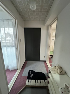 【玄関】 | ニュー第一ビル | 現在のテナント様使用中写真。許可を頂いて掲載しています。什器備品は撤去予定