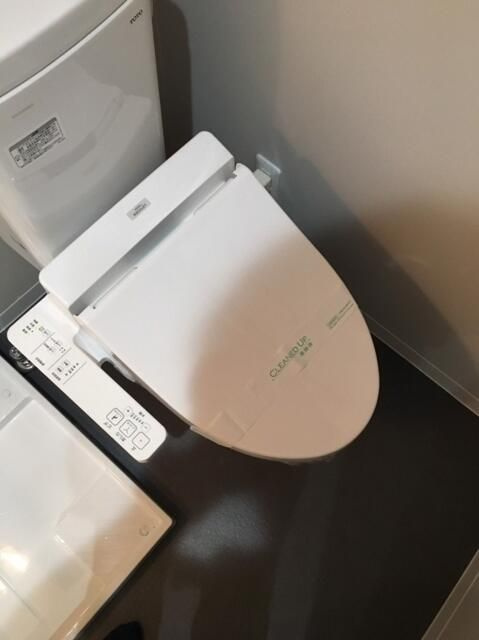 シャルム赤塚のトイレ