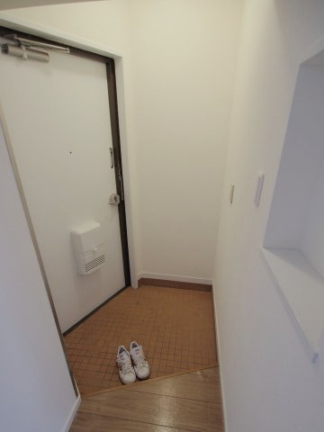 コーポ尾崎の玄関