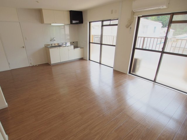 コーポ尾崎の居間・リビング