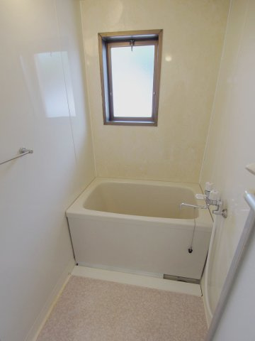 コーポ尾崎の浴室