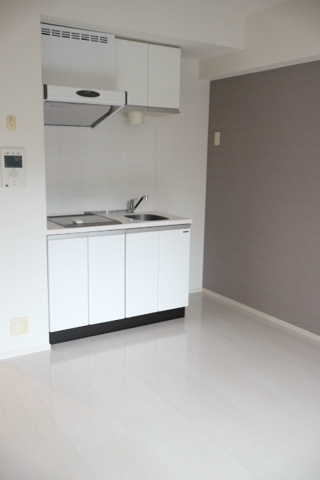 新品家具付きマンション月島12(KaGood東京)のキッチン