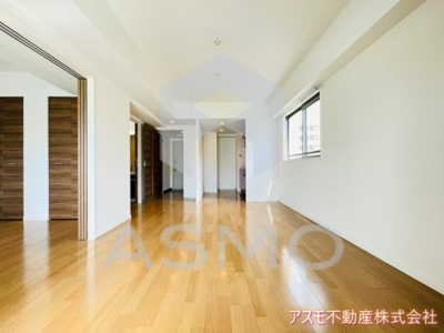 【居間・リビング】 | サンセリテ至誠会松崎町 | 同マンション別部屋　参考写真