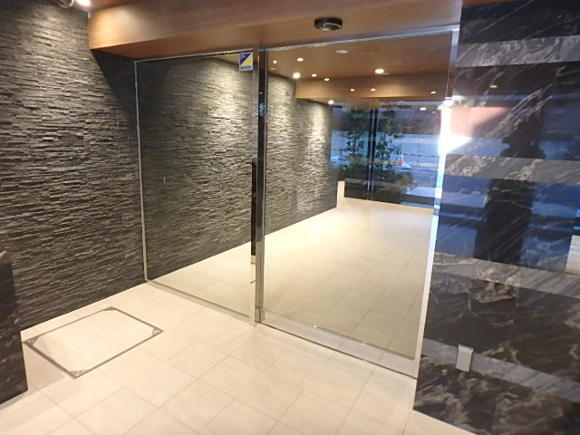 LEXE文京白山のロビー