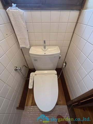 小田原市久野　中古戸建のトイレ