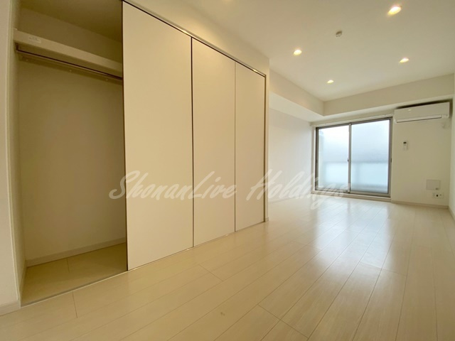 鎌倉市大船３丁目のアパートの居間・リビング