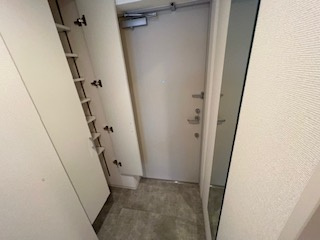 【玄関】 | セレニテ三国プリエ