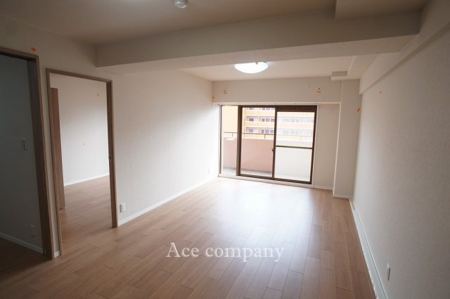 【居間・リビング】の画像